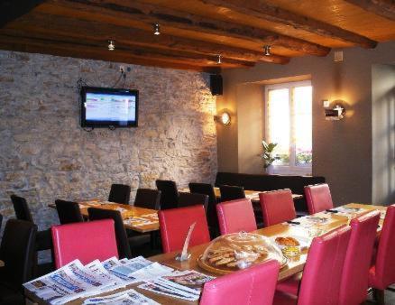 Chez Gilles Hotel Resto Bar Sa La Chaux De Fonds Kültér fotó